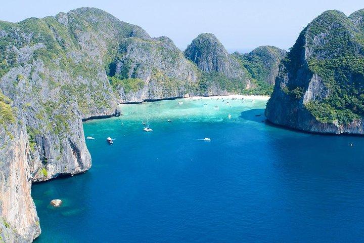 Tour privado a Phi Phi Early Bird en barco charter