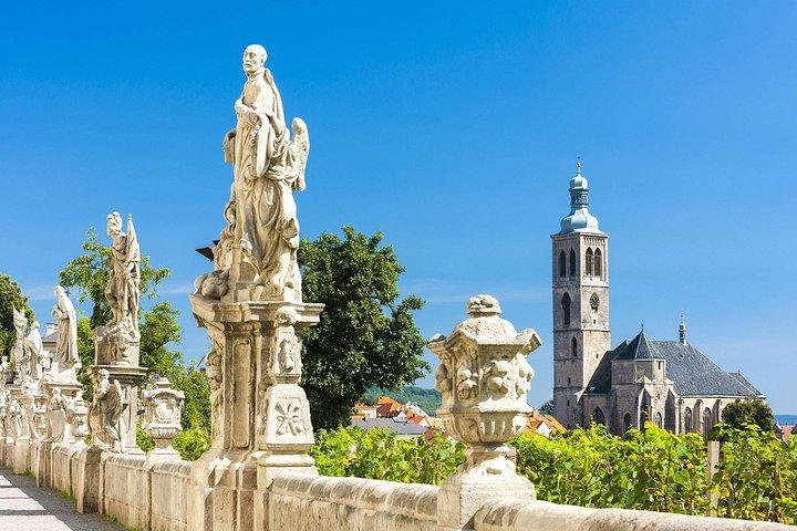 Prag-Wien One-Way Sightseeing Day Tour