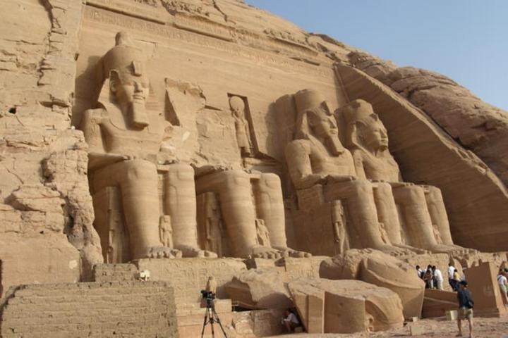Pakket 4 dagen 3 nachten Luxor naar Abu Simbel Korte vakantie