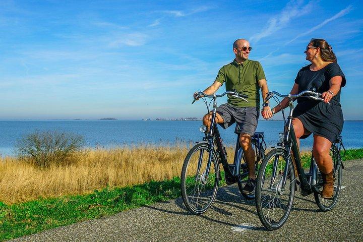 自転車レンタルVolendam - アムステルダムの田園地帯を探索する