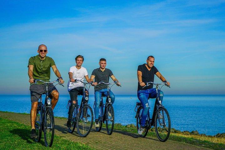 自転車レンタルVolendam - アムステルダムの田園地帯を探索する