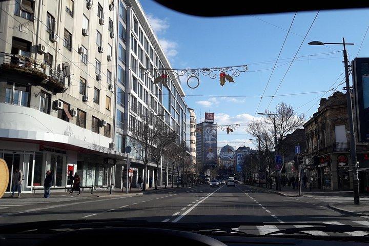 車でベオグラード観光