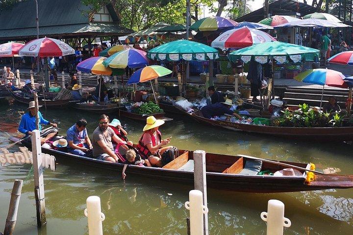 Thaka Floating Market: Thailand’s Most Authentic Experience