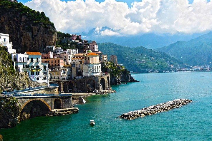Desde Sorrento : Tour de día completo por Positano, Amalfi y Ravello