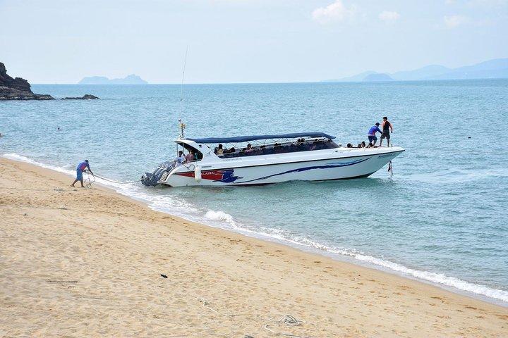 サムイ島発スピードボートでアントン国立海洋公園に行くシュノーケリング＆カヤック ツアー