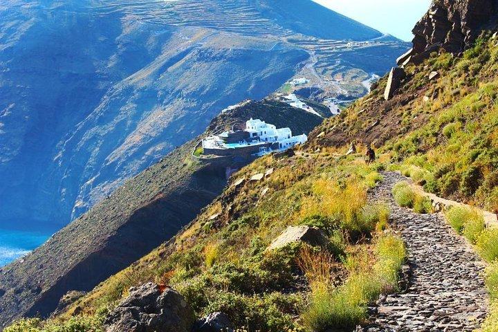 Santorini Tour privado a pie La magia de la caldera