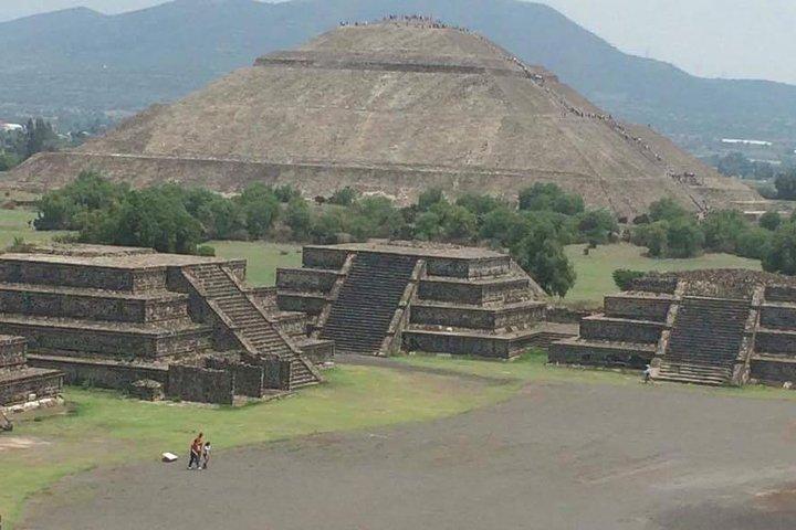Private tour: Teotihuacan and Centro Historico