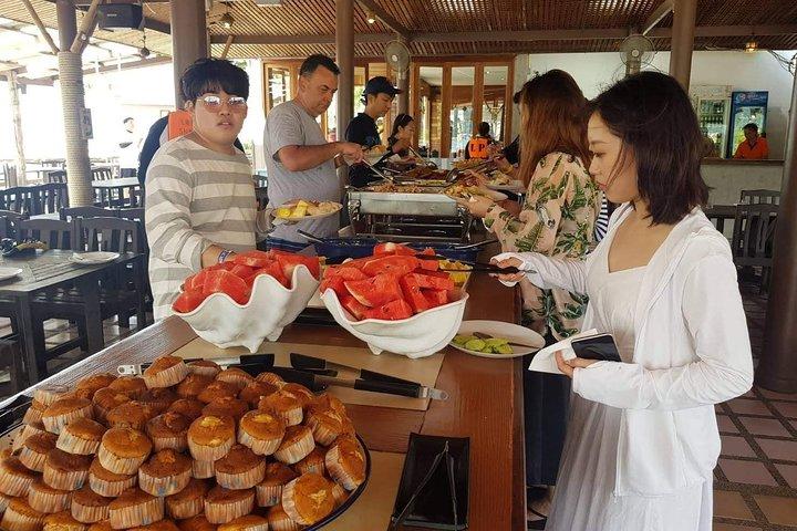 Snorkel Tour to Koh Nangyuan and Koh Tao by Speed Boat from Koh Samui