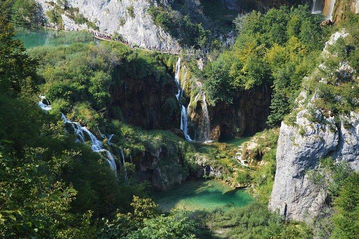 Fra Split Airport til Plitvice Lakes (Round trip)