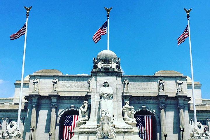 Iconic Capitol Hill Architectural Walking Tour
