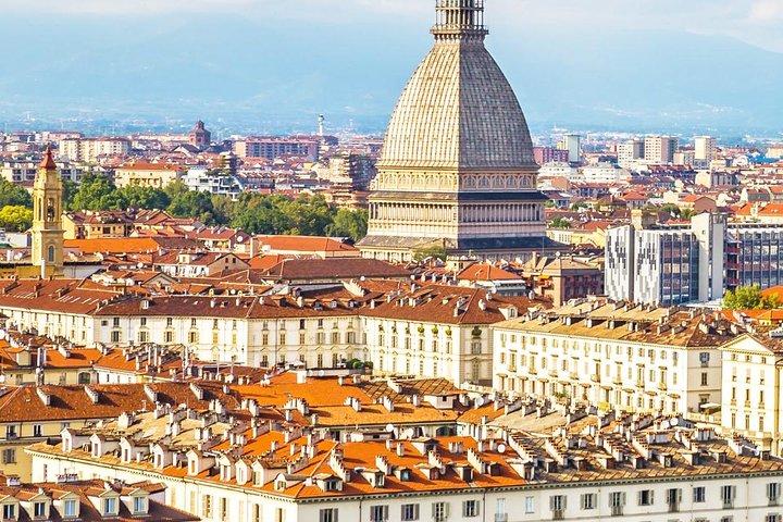 Private Stadtrundfahrt durch Turin mit Kinomuseum und Bicerin oder Gelato