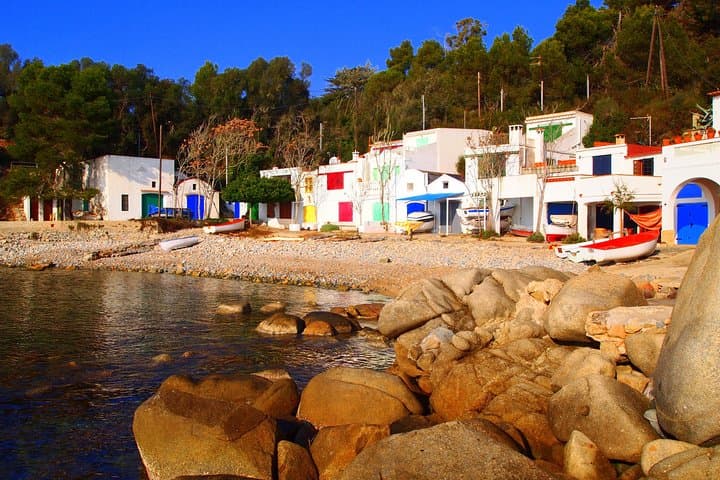 Costa Brava and Girona Small Group Easy Hike from Barcelona