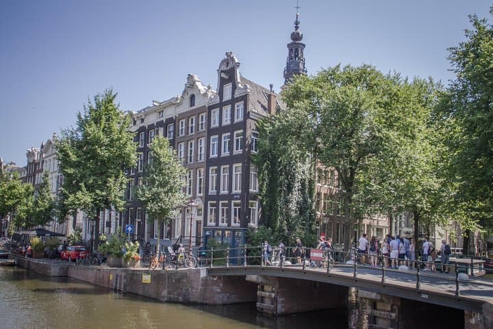 Anne Frank Private Bike Tour in Amsterdam