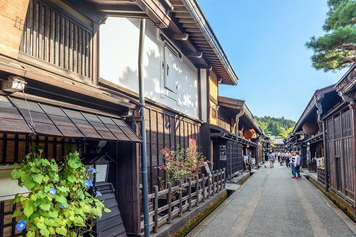 2 Tage Tateyama Kurobe Alpine Route, Hida Takayama & Shirakawa-go