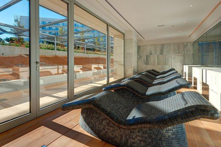 Avkopplande ryggmassage & dags-SPA