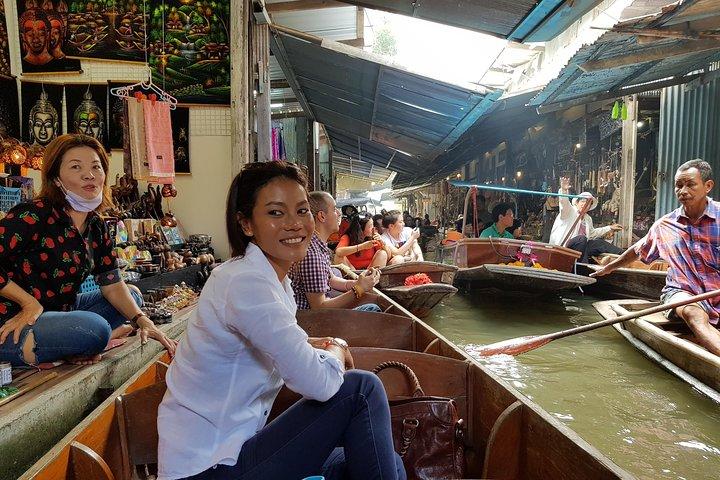 Mercado flotante Damnoen Saduak y Meklong Railway Market: tour de medio día