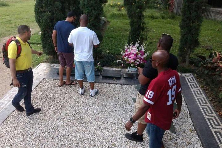 The dark days: Pablo Escobar and the new Medellin private tour