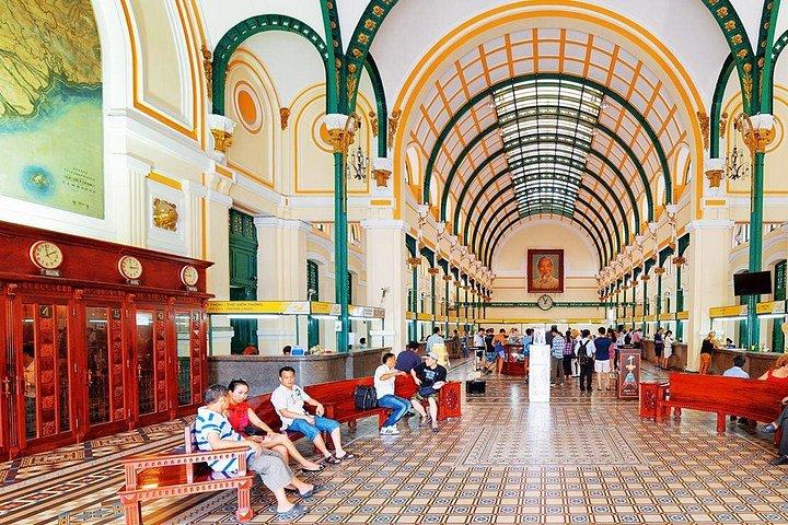 コーヒーテイスティングを含むマジェスティック半日ホーチミン市内ツアー