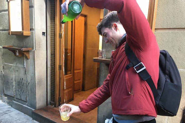 バスク地方の受賞歴のあるビルバオのグルメツアーとワインペアリング