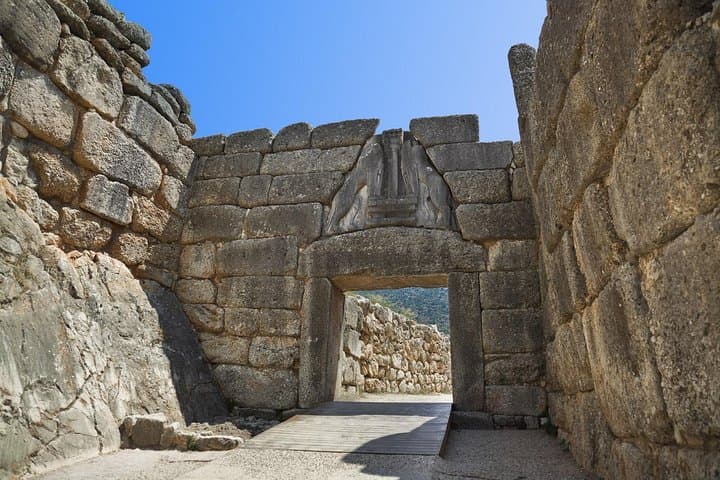 Classical Greece 3-Day Tour: Epidaurus, Mycenae, Olympia and Delphi from Athens