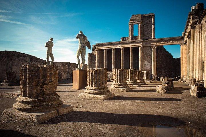 Tour Privado Pompéia e Positano a partir do seu hotel em Roma
