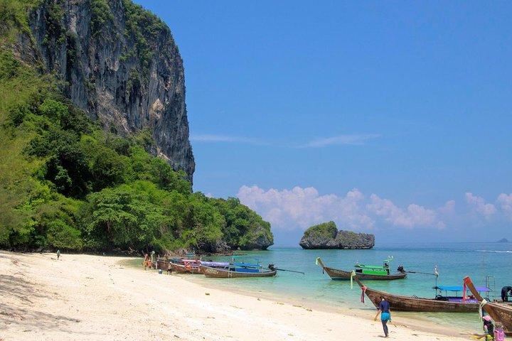 Dagtour van Phuket naar 4 eilanden in Krabi per veerboot en speedboot