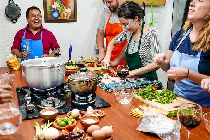 Cours de cuisine guatémaltèque authentique à Antigua