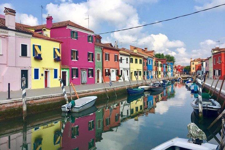Excursión privada en barco por el Gran Canal: Murano y Burano