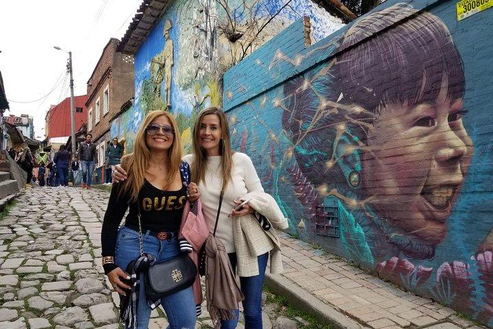 La Candelaria, o Monte Monserrate e Museo del Oro em um dia em Bogotá
