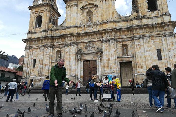 La Candelaria, o Monte Monserrate e Museo del Oro em um dia em Bogotá