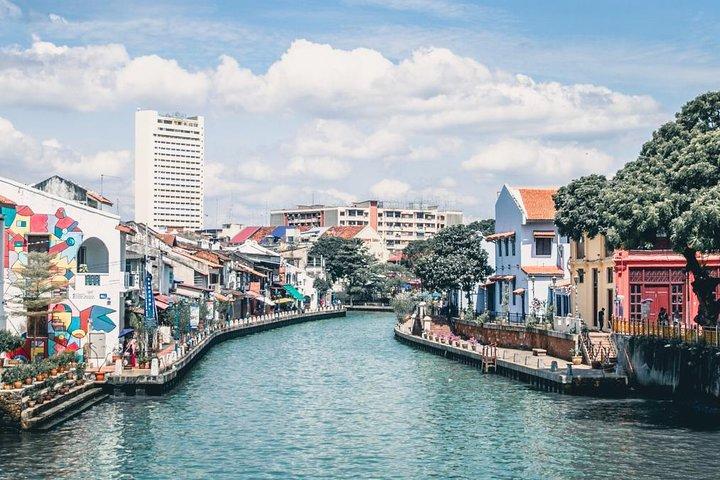 Passeio pela cidade de Malaca e cruzeiro pelo rio com Baba e almoço Nyonya