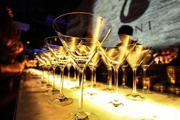 Shanghai Nightlife Private Transfer Service