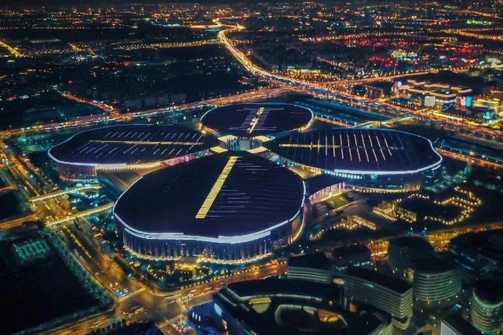 Private Transfer: National Exhibition and Convention Center (Shanghai) and City Hotel
