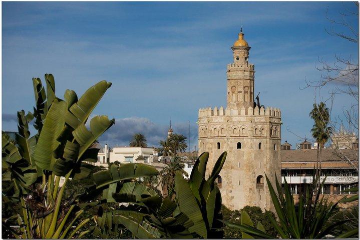 Ganzer Tag in Sevilla: Historisches Zentrum und Triana mit lokalem Reiseleiter