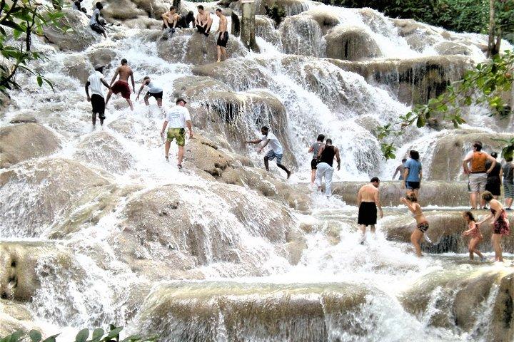 Gita di un giorno a Nine Mile di Bob Marley e Dunn's River Falls a Falmouth