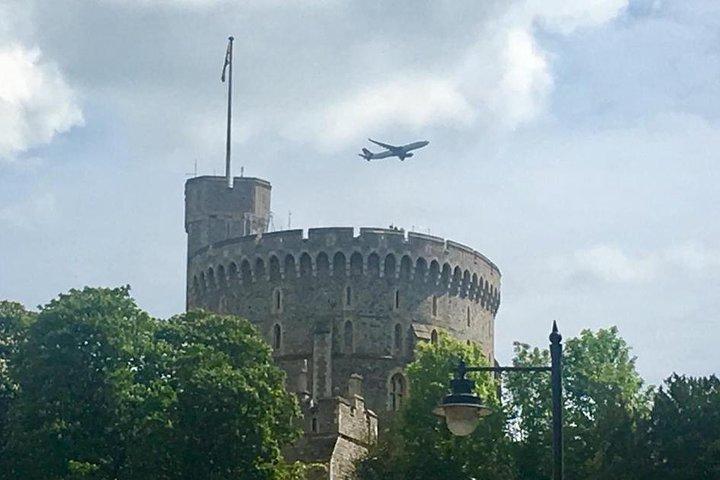 Arrivée de l'aéroport d'Heathrow à Londres via le château de Windsor