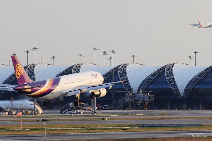 Transfer de partida privada : de Bangkok Hotel para o Aeroporto
