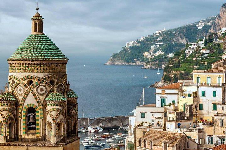 Transfer from Naples to Amalfi (1- 8 PAX)