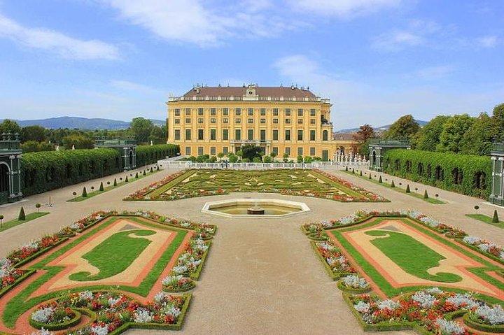 Vienna Private Transfer van Wenen Airport naar het stadscentrum