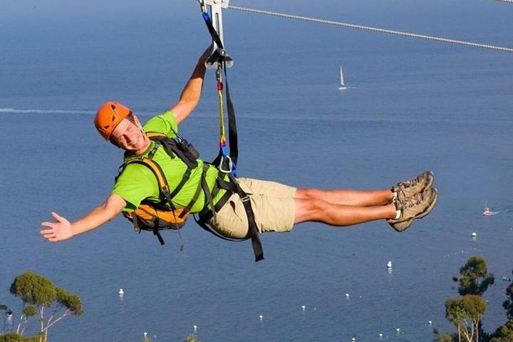 Fra LA: Catalina Island med Zipline Tour og Hotel Pickup
