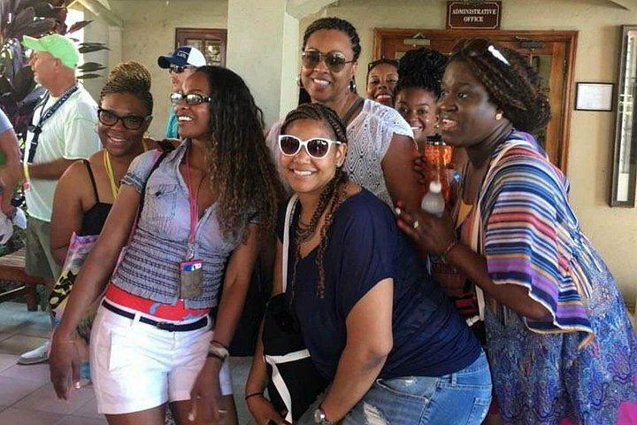 Negril Hotels Private Round Trip Transfers from MBJ