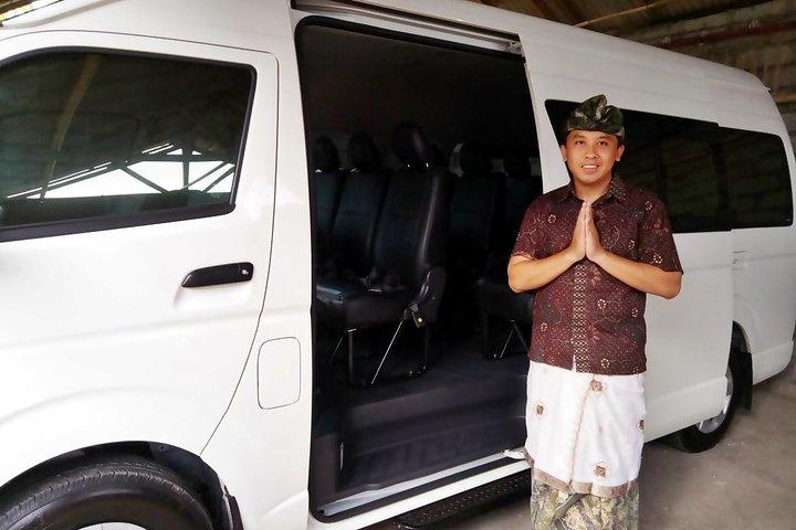 プライベート到着転送：Bali、Ngurah Raiデンパサール空港からCandidasaエリア