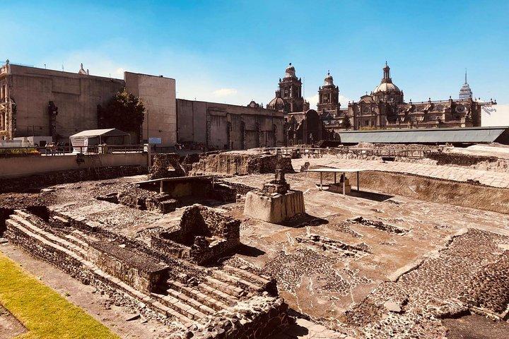メキシコシティ歴史地区のプライベートウォーキングツアー宝石