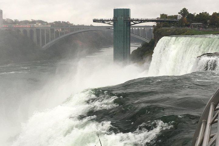 Gemeinsamer Flughafentransfer: Internationaler Flughafen Buffalo Niagara nach Niagara Falls NY