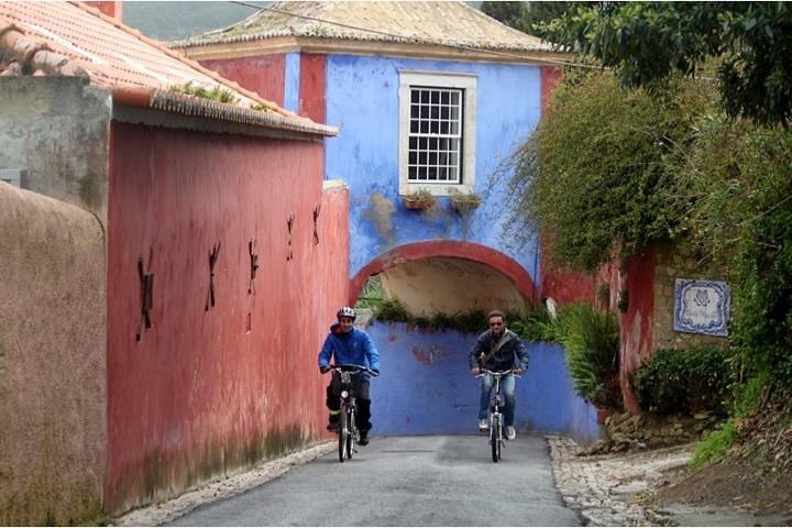 Sintra & Cascais e-bike Guided Tour