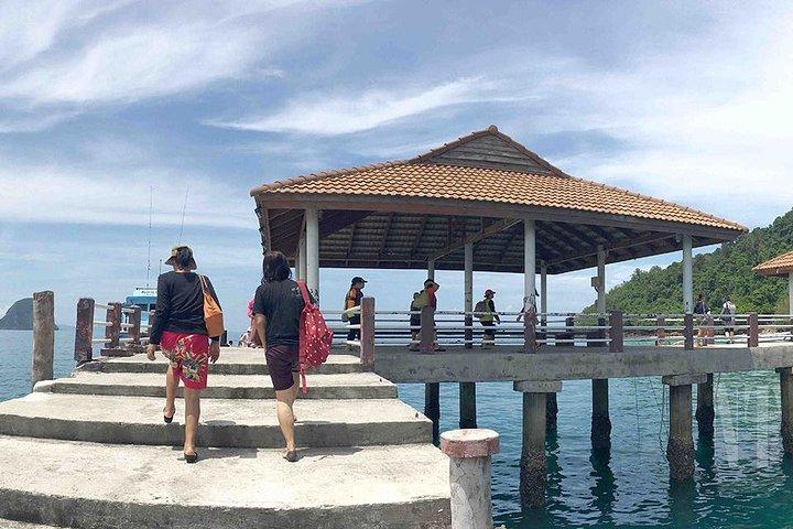 エアコンバンとロングテールボートでKrabi To Kgai