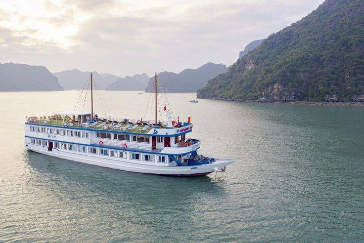 Ha Long Bay - Lan Ha Bay 2D1N en cruceros de 4 estrellas