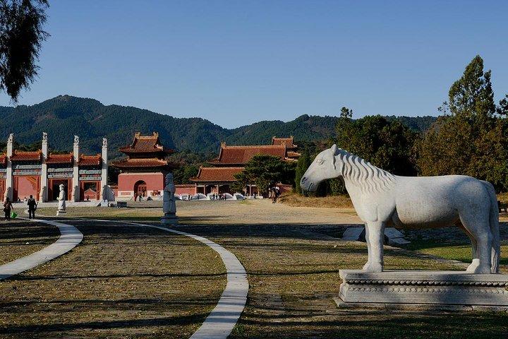 Tianjin Private Tour till Eastern Qing Tombs med flexibel avgångstid