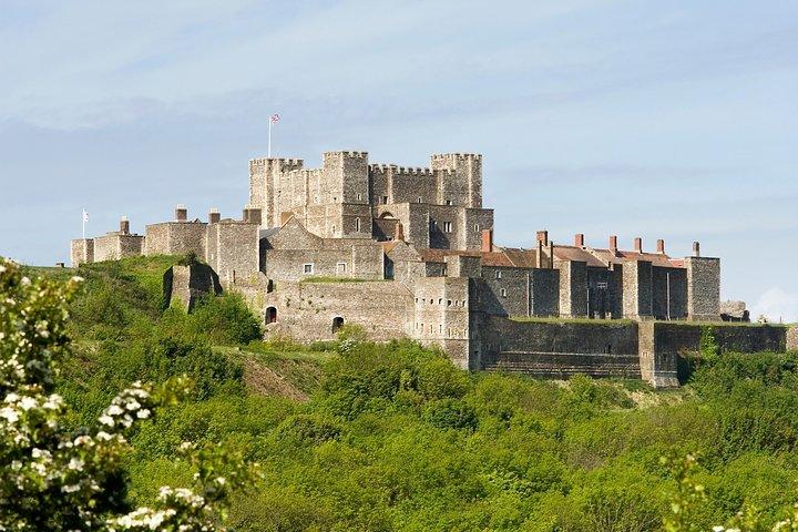 ロンドンからドーバー城を経由してドーバー港までのクルーズ前ツアー