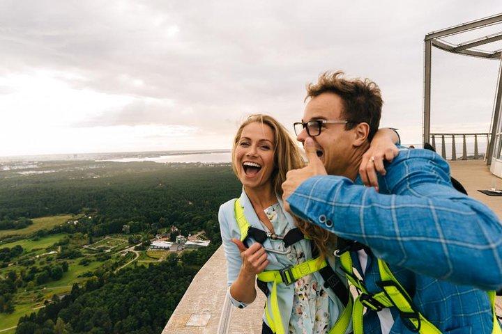 Gehen Sie auf dem Edge Attraction Ticket: Gehen Sie am Rande des Fernsehturms von Tallinn entlang